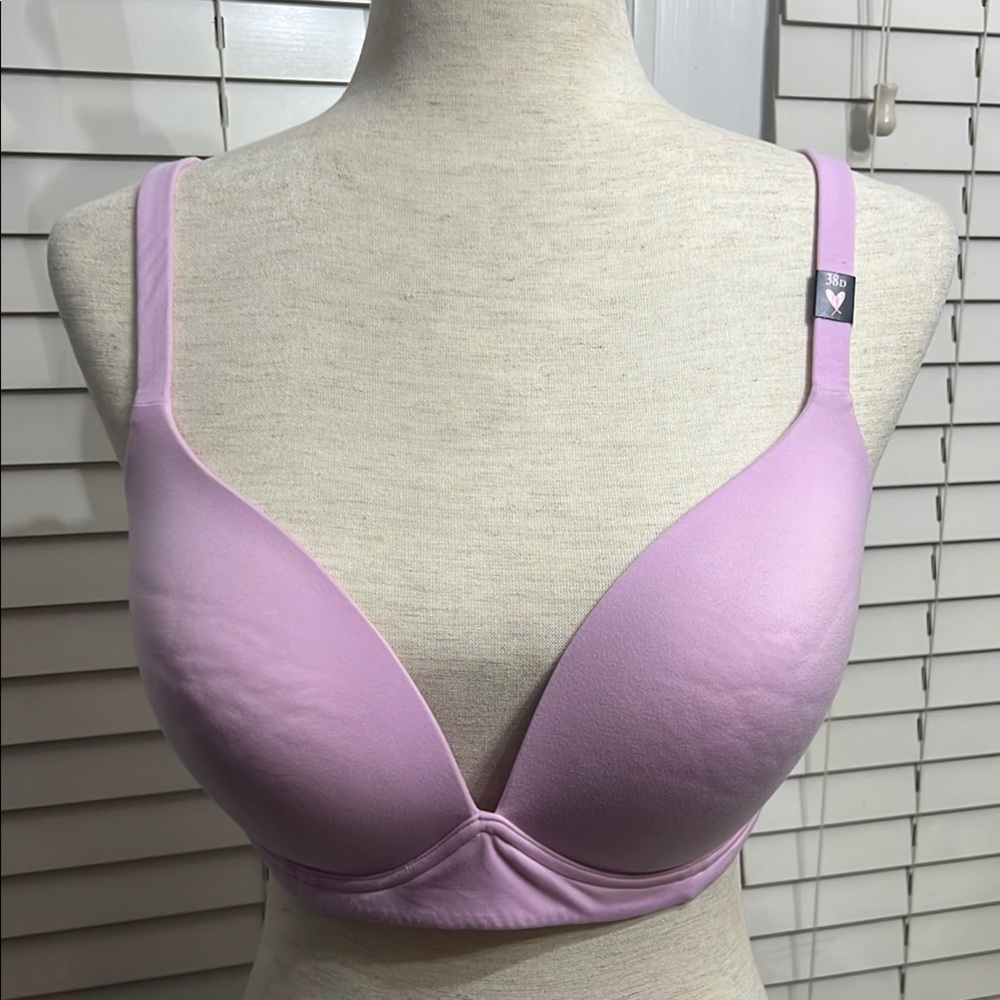 Victoria’s Secret Body by Victoria No-Wire Bra